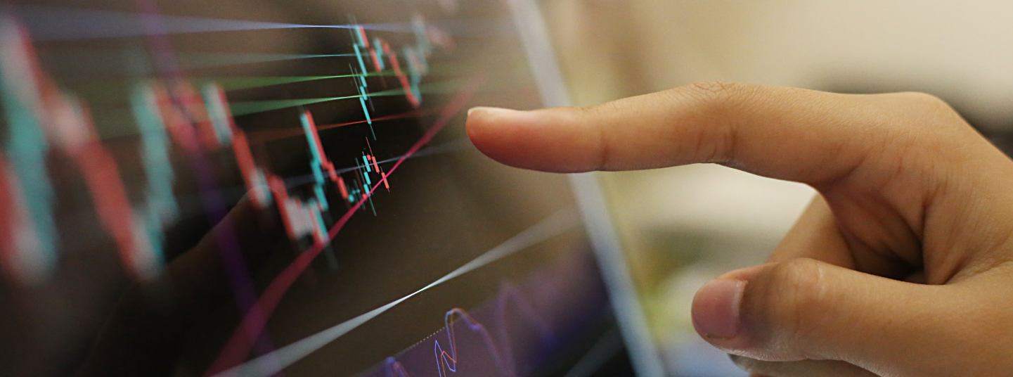 Position Trading Strategy: How It Works in 2025