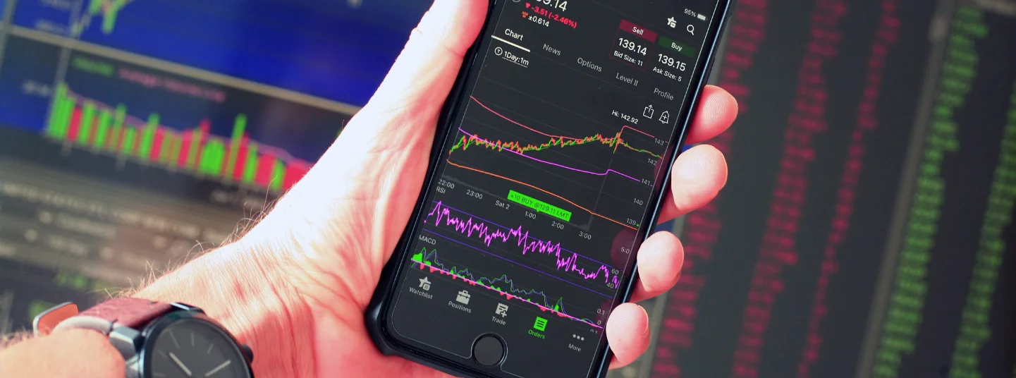 Direct Equity vs. Smallcase: Which Suits Your Risk Profile?